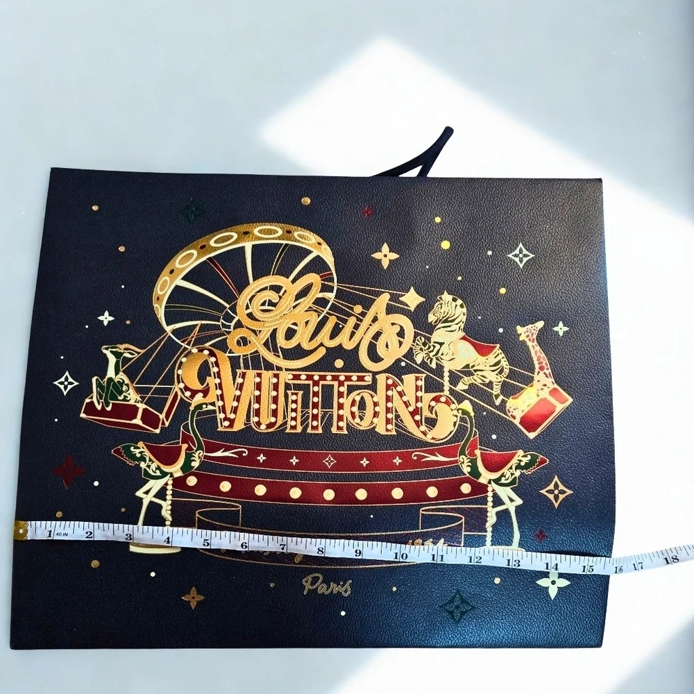 Louis Vuitton Holiday 2024 Shopping Bag – Authentic Collectible
